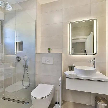 펜션 Cozy In Kastel Stari