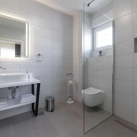 펜션 Cozy In Kastel Stari *