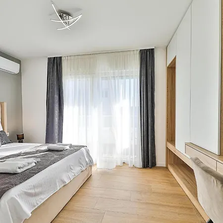 Cozy In Kastel Stari 펜션 *